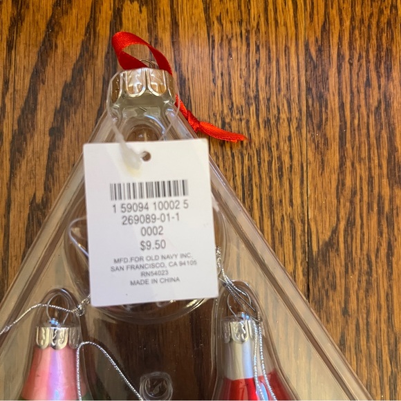 Old Navy Retro Ornaments Set of 5 - should have been 6 but one broke - Picture 3 of 4